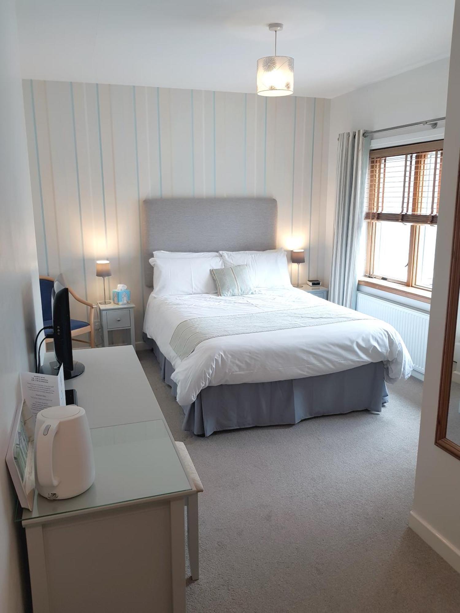 Couette-café Ferry House 3*
