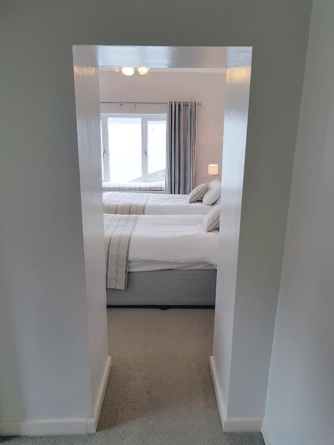 Ferry House 3*